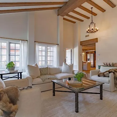 Idyllic Casita On Private Fairbanks Ranch Estate Villa